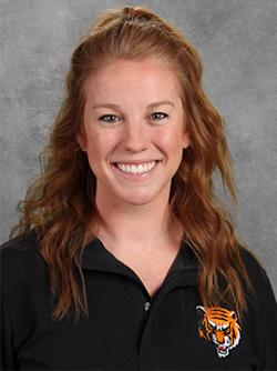 Nicole Sheffer headshot
