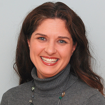 Holly Alperin Headshot